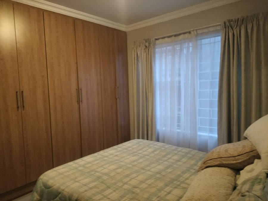 2 Bedroom Property for Sale in Pellissier Free State